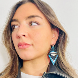 BOUCLES D'OREILLES...