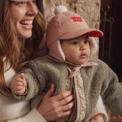 CHAPKA VELOURS DRAMA QUEEN...