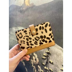 LE PORTEFEUILLE JEANNE -...