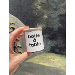 BOÎTE A SON A TABLE