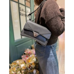 MADAME GEORGE CAVIAR NOIR