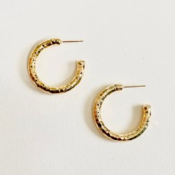 BOUCLES D'OREILLES...