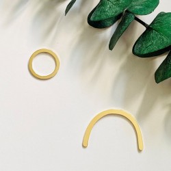 BOUCLES D'OREILLES...
